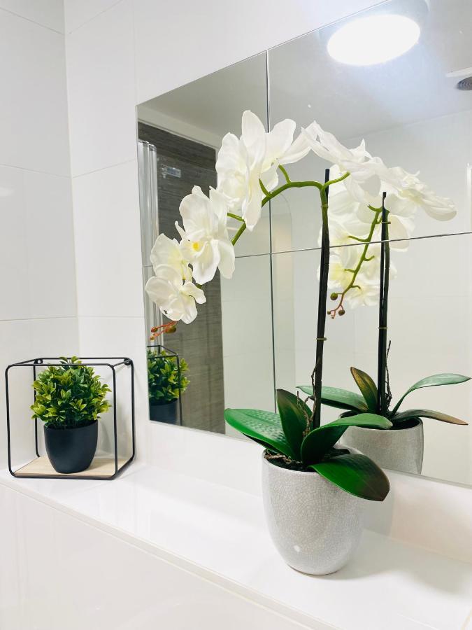 #0509 Two Bedroom Serviced Apartment- Free Parking Derby Luaran gambar